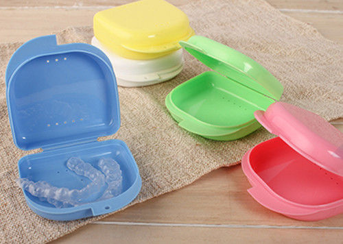 Organize and Protect Your Dentures with Our Plastic Dental Denture Box/orthodontic Teeth Retainer Case/box