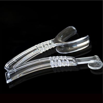 Class II Dental Ortho Mouth Opener for Cheek and Lip Retraction in Orthodontic Treatment
