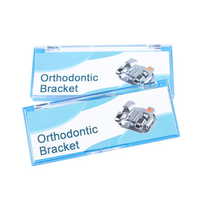 Roth MBT Edgewise Orthodontic Brackets With 0.022/0.018 Slot Size And Hook On345