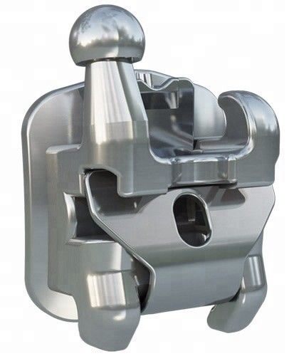 Comfortable Orthodontic Treatment with Low Torque Self Ligating Brackets and CE ISO Certification
